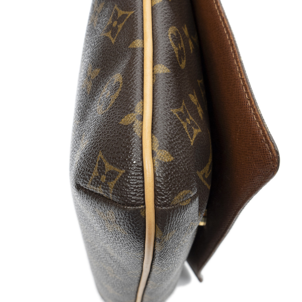 Louis Vuitton Musette Tango - Picture 8 of 10